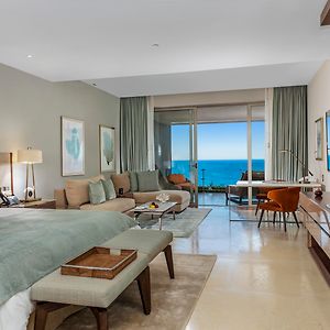 Ambassador Suite Ocean View